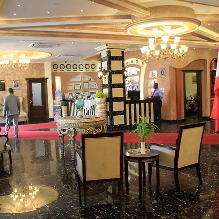 Boulevard Palace Hotel Monrovia Eksteriør bilde