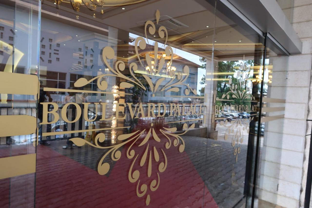 Boulevard Palace Hotel Monrovia Eksteriør bilde