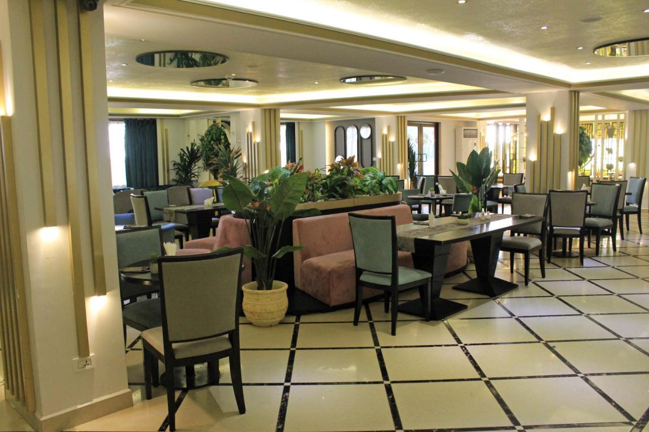 Boulevard Palace Hotel Monrovia Eksteriør bilde