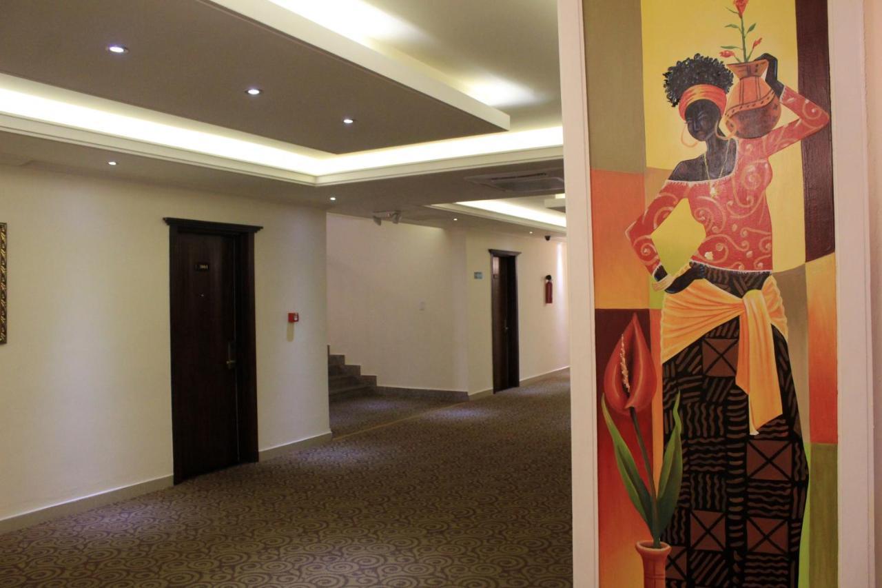 Boulevard Palace Hotel Monrovia Eksteriør bilde