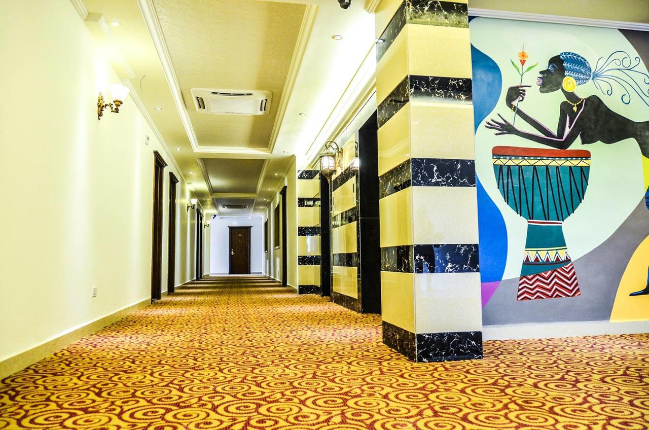Boulevard Palace Hotel Monrovia Eksteriør bilde
